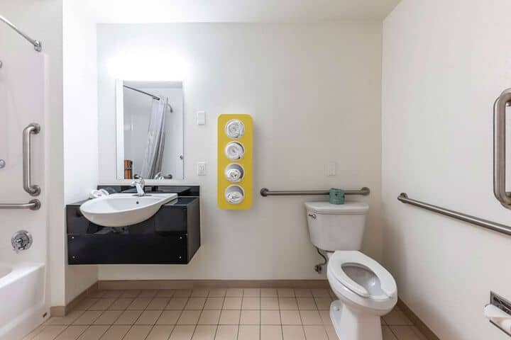 Room 34 of 45