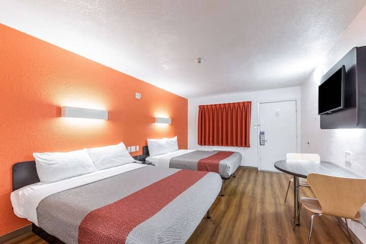 Room 21 of 45